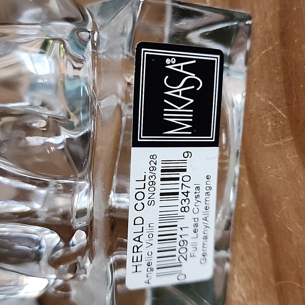 Mikasa Clear Glass Angel Figurine - Picture 4 of 12
